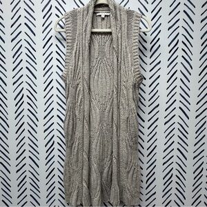 CAbi Beige Sleeveless Knit Cardigan - M